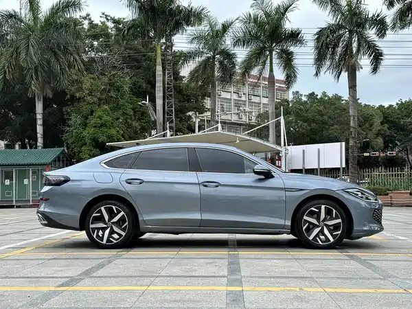 Volkswagen Lamando 2023