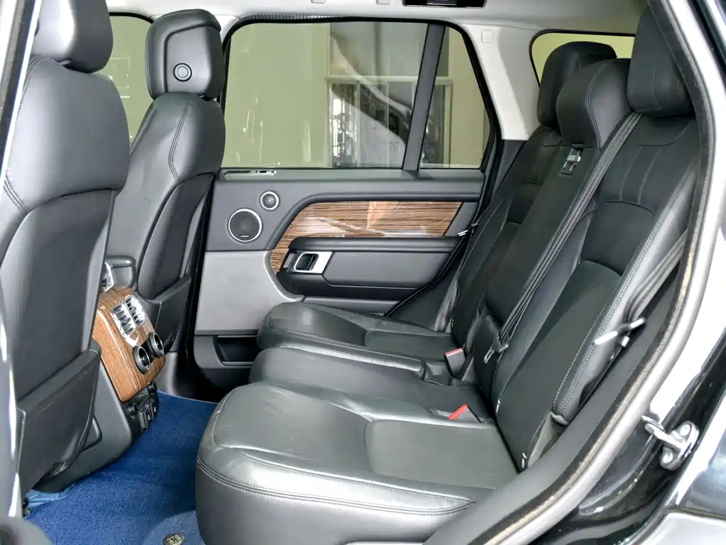 Land Rover Range Rover 2018 — фото 10