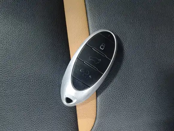 Bestune T77 2020