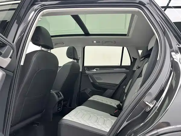 Volkswagen Tayron 2023