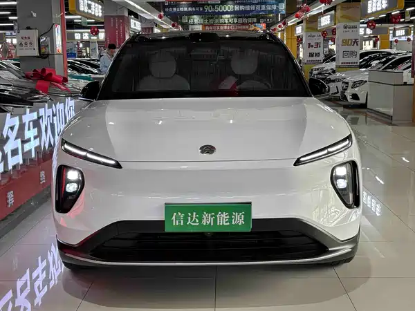 NIO ES6 2025