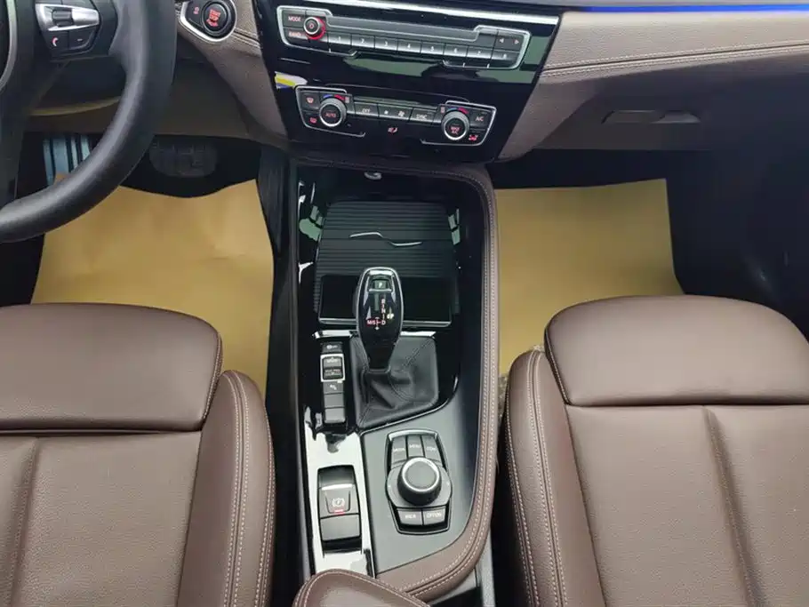BMW X2 2020 — фото 16