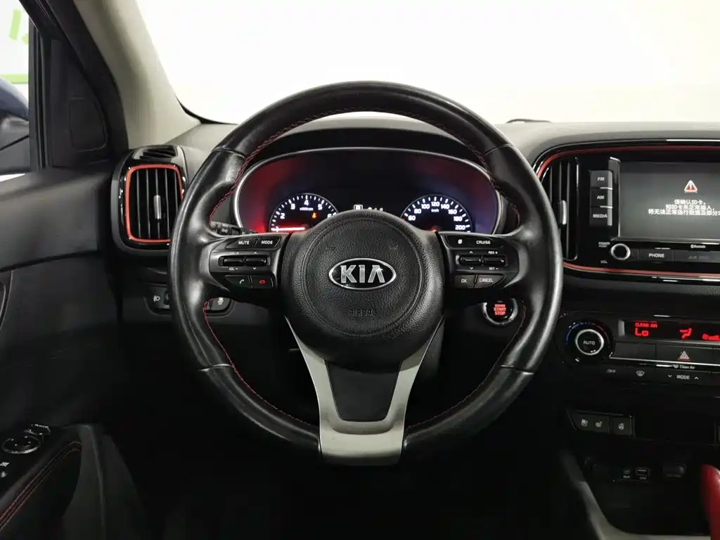 Kia KX3 2018 — фото 11
