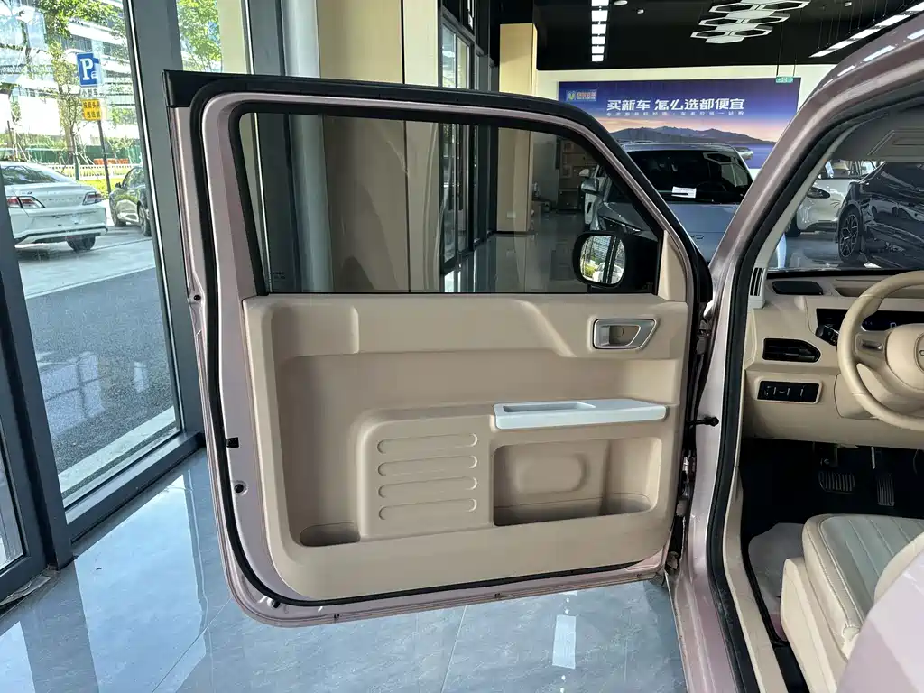 Geely Galaxy Panda 2025 — фото 10
