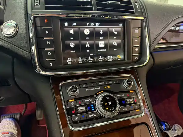 Lincoln Continental 2017
