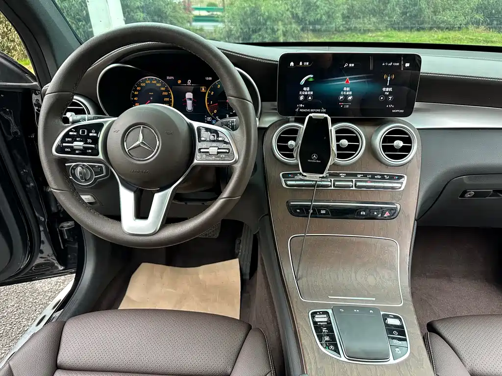 Mercedes-Benz GLC 2022 — фото 13