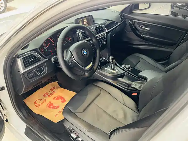 BMW 3 Series 2016