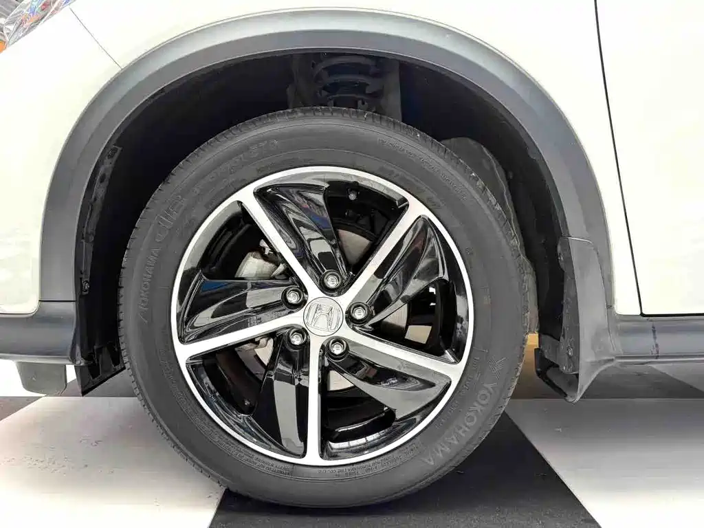 Honda Vezel 2022 — фото 13