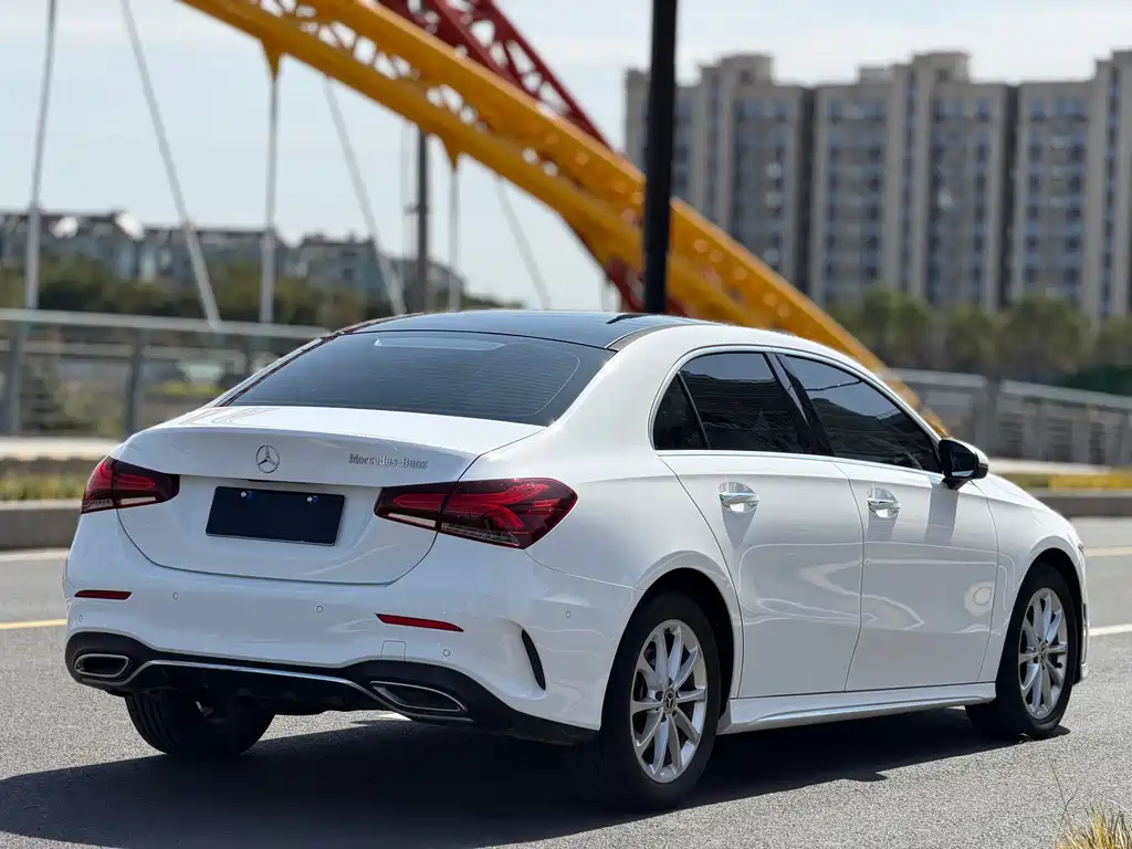 Mercedes-Benz A-Class 2022 — фото 10