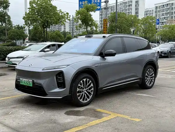 NIO ES6 2025