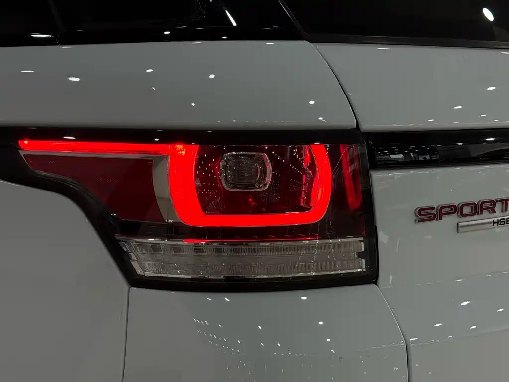 Land Rover Range Rover Sport 2014 — фото 27