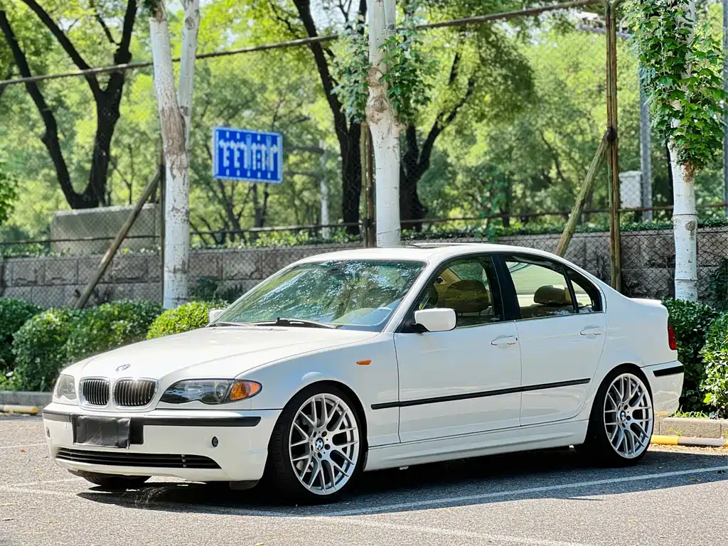 BMW 3 Series 2003