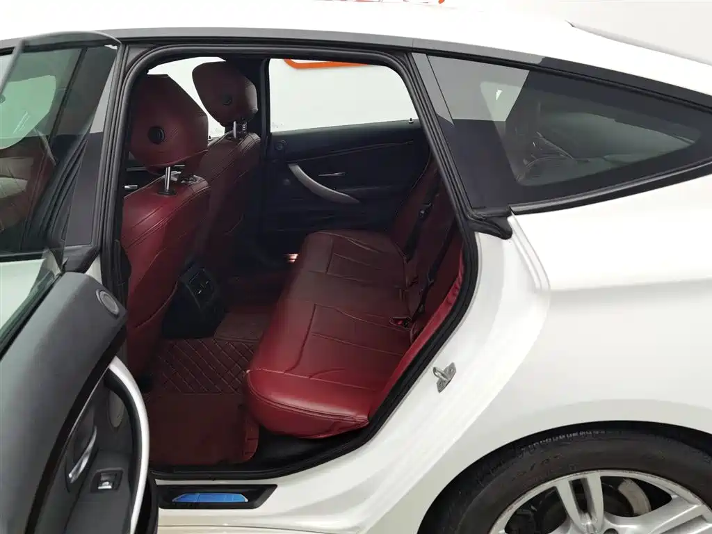 BMW 3 Series GT 2018 — фото 15