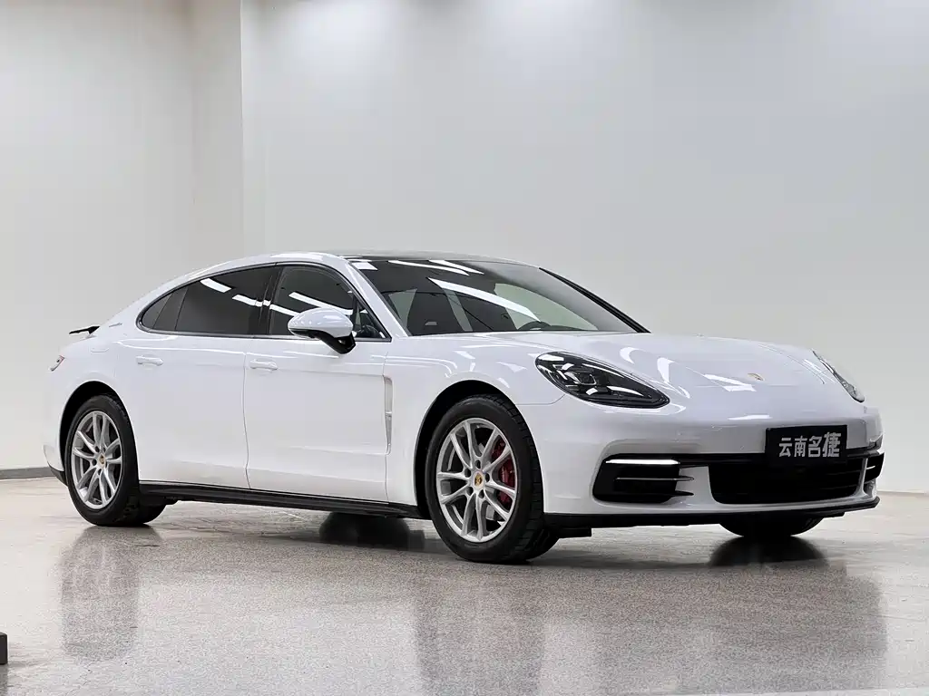 Porsche Panamera 2019 — фото 3