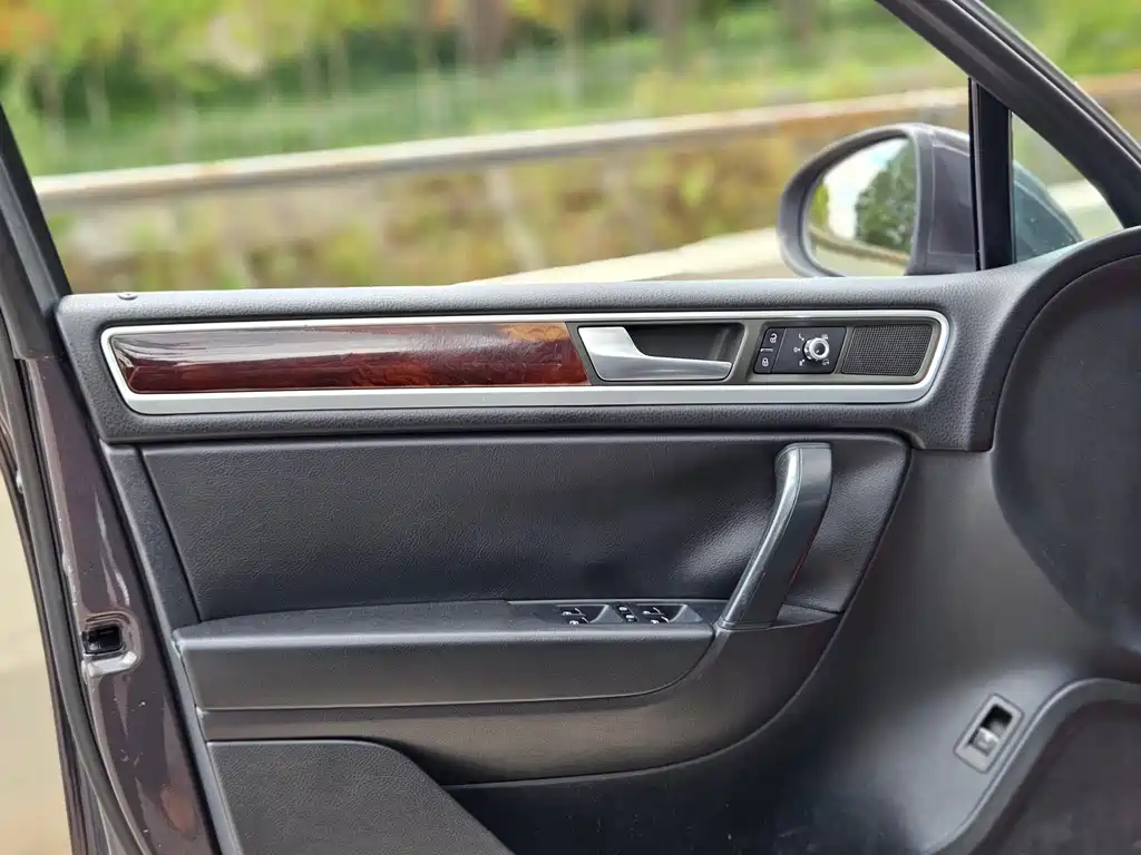 Volkswagen Touareg 2011