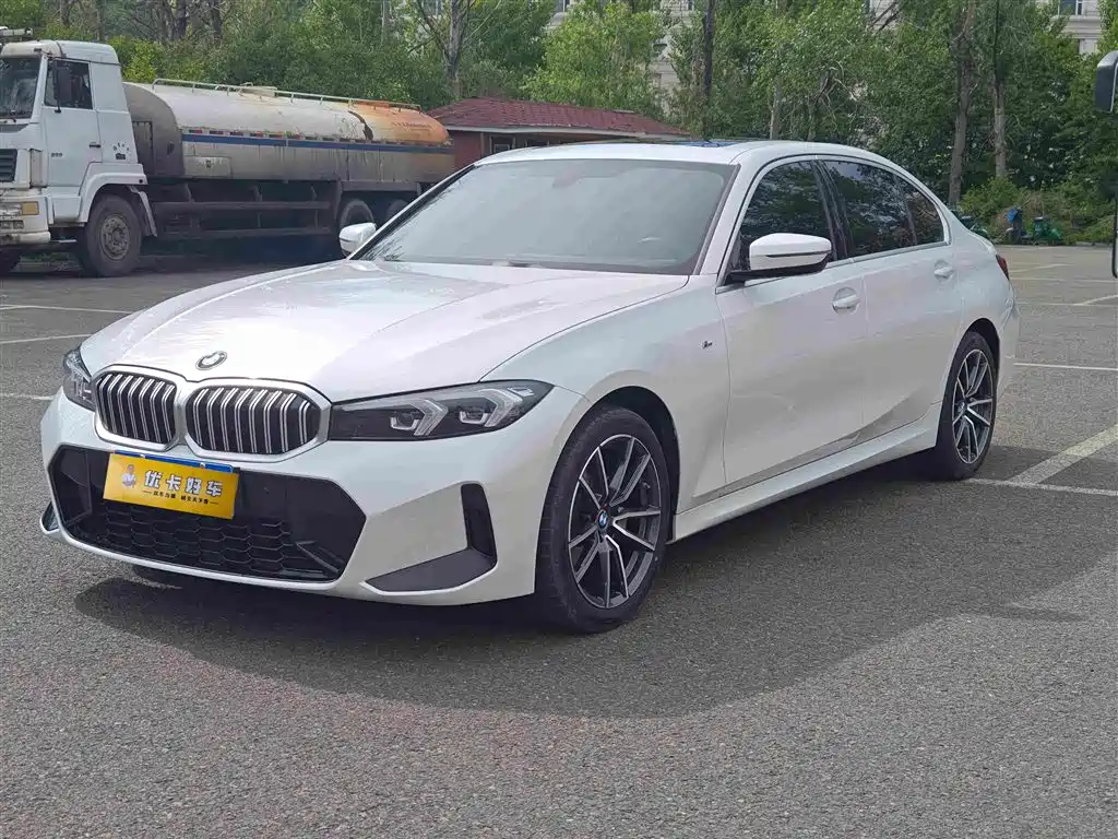 BMW 3 Series 2023