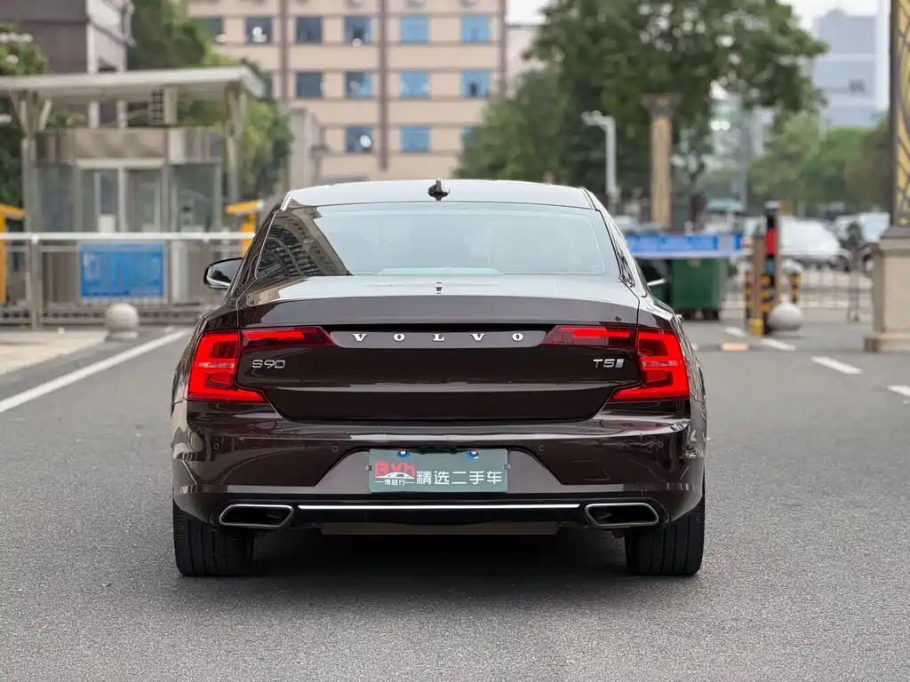 Volvo S90 2017 — фото 7