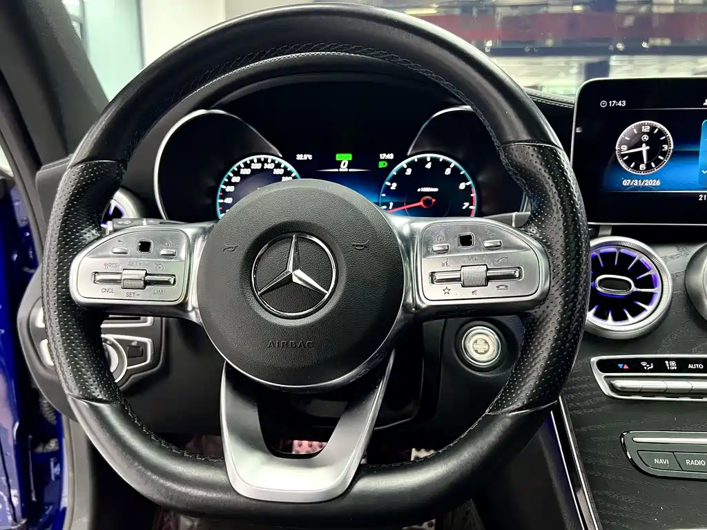 Mercedes-Benz C-Class 2022 — фото 15