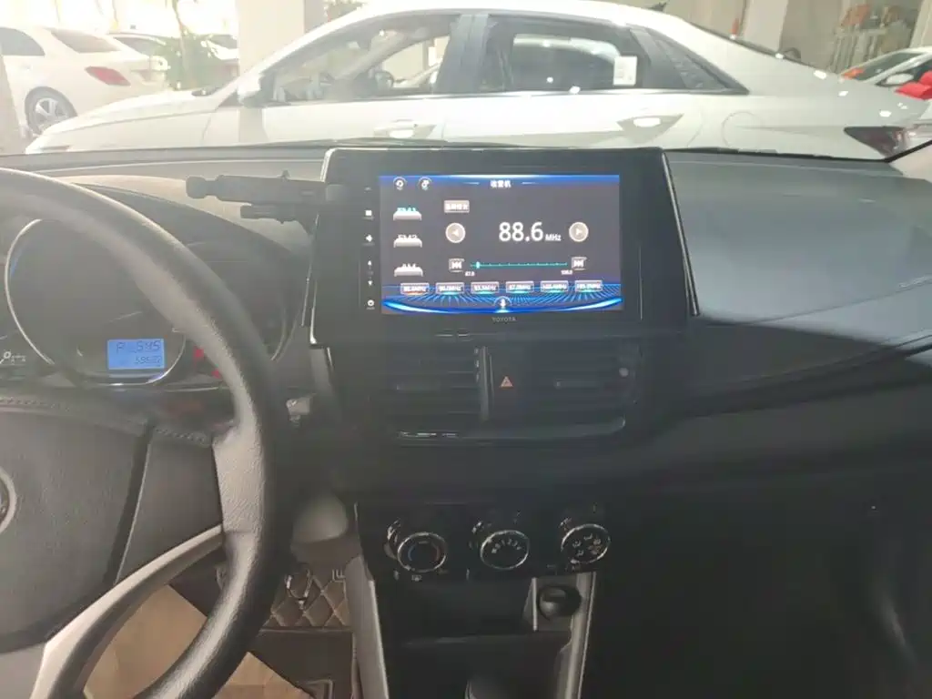 Toyota Vios FS 2022 — фото 13
