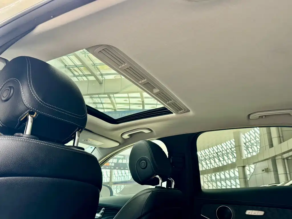 Mercedes-Benz C-Class 2016 — фото 23