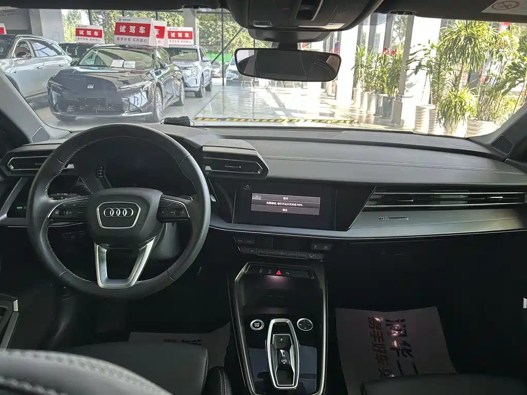Audi A3 2025 — фото 10