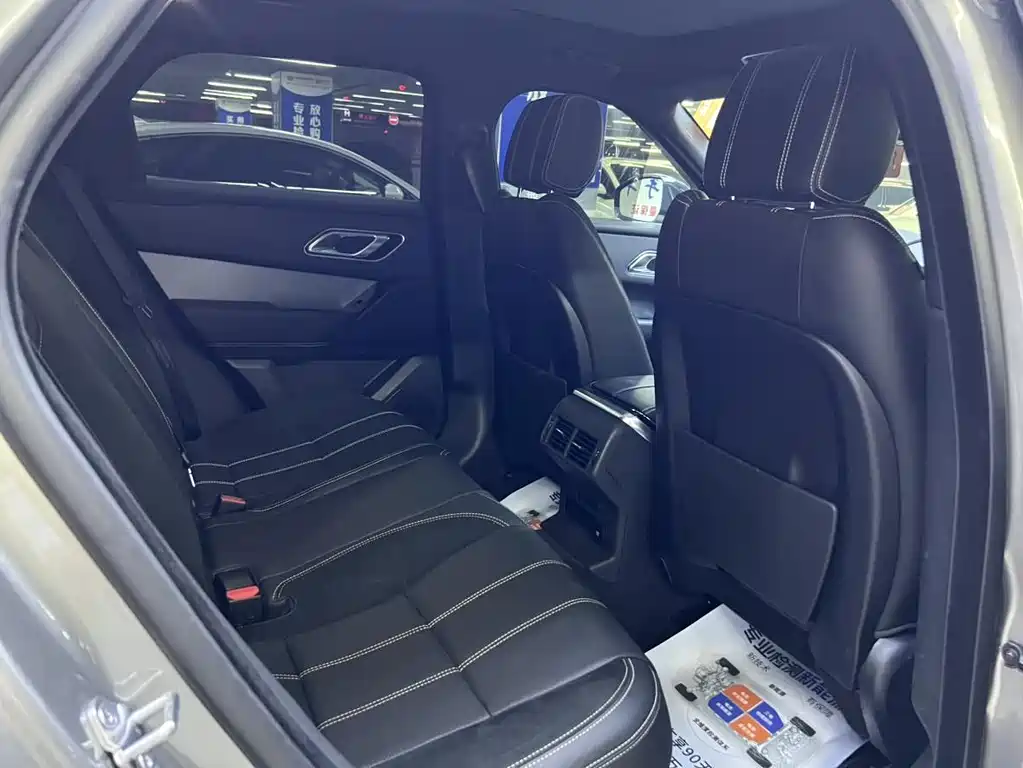 Land Rover Velar 2019 — фото 17
