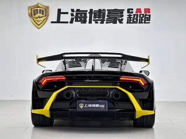 Lamborghini Huracan 2022