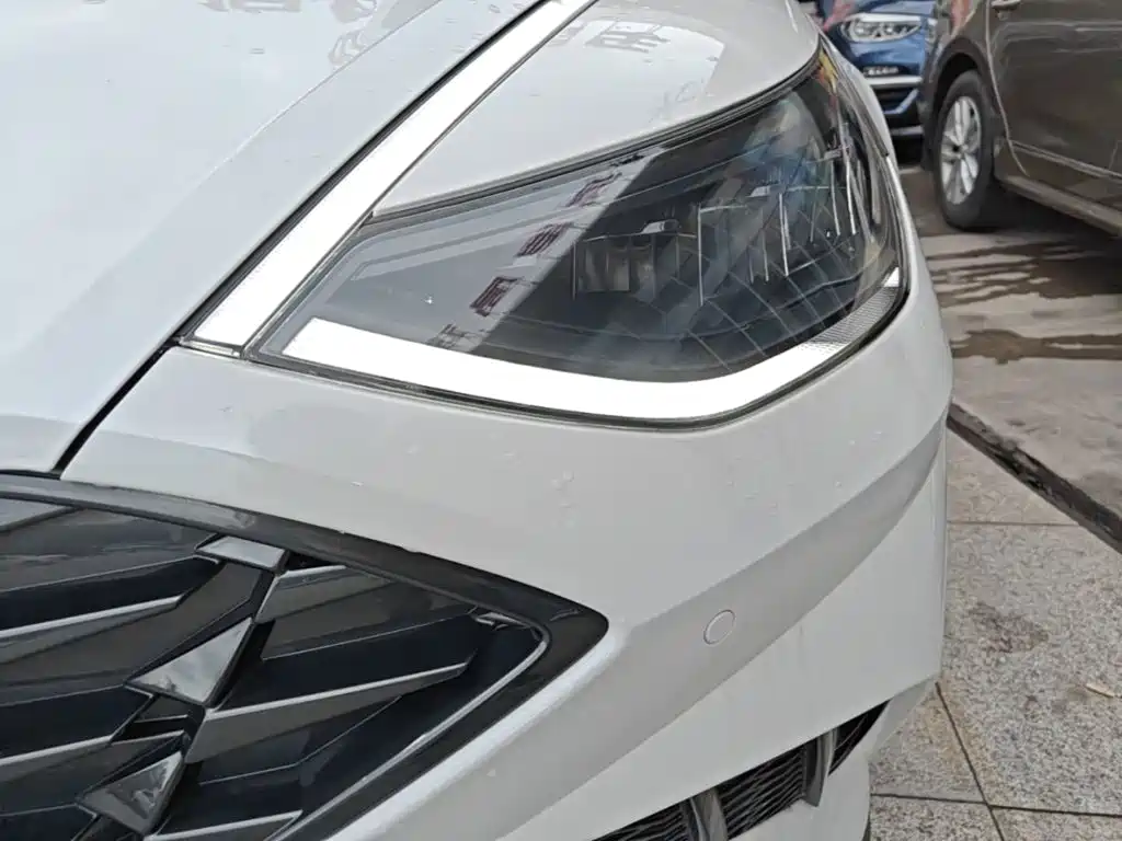 Hyundai Sonata 2021 — фото 24