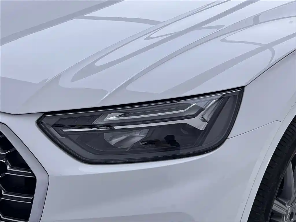 Audi Q5L 2022 — фото 9