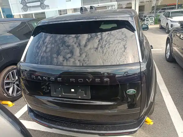 Land Rover Range Rover 2026