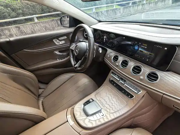 Mercedes-Benz E-Class 2021
