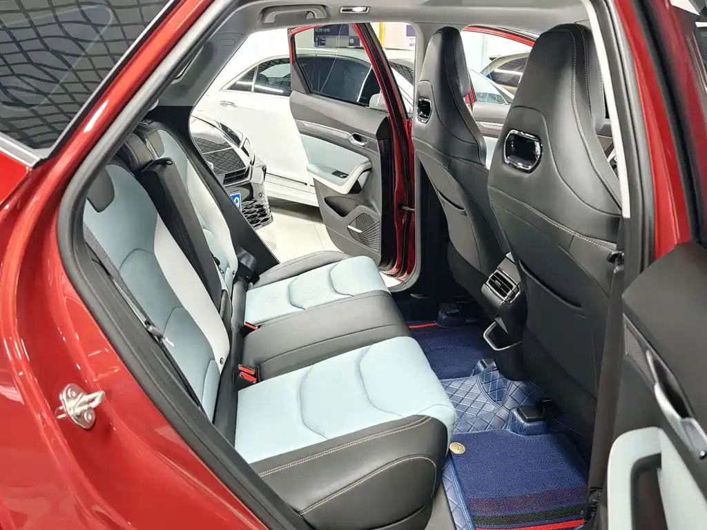Geely Emgrand S 2023 — фото 11
