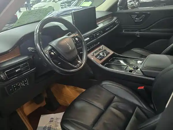 Lincoln Aviator 2021