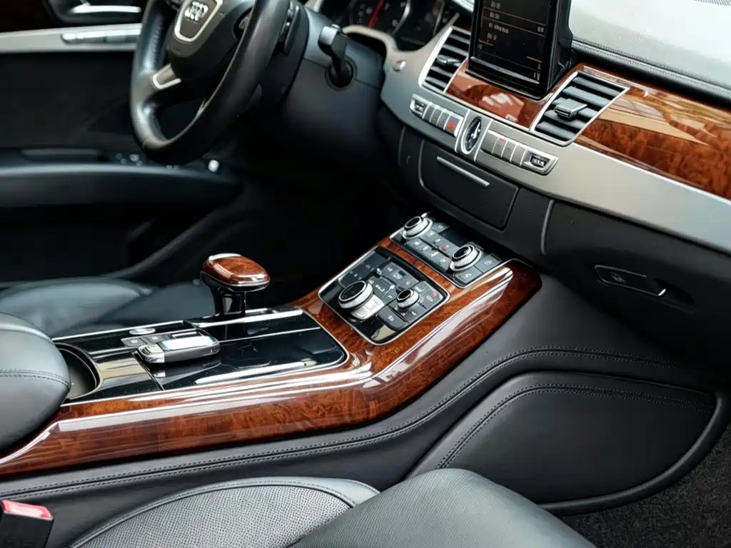 Audi A8 2012