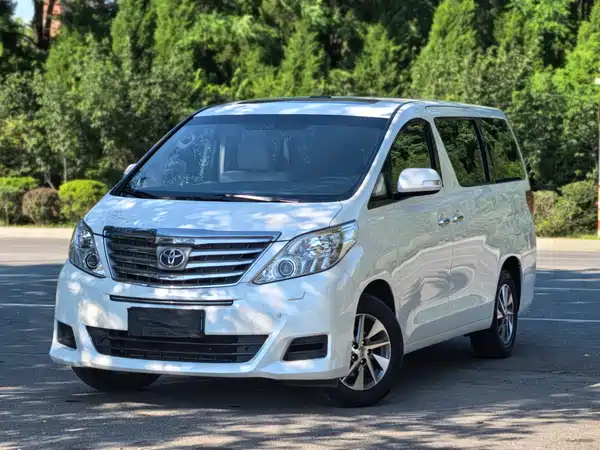 Toyota Alphard 2016