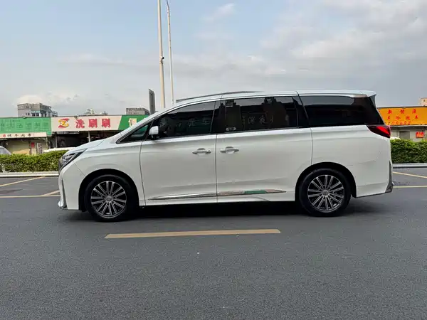 GAC Trumpchi M8 2022