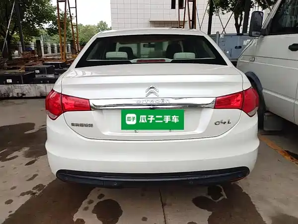 Citroën C4L 2015