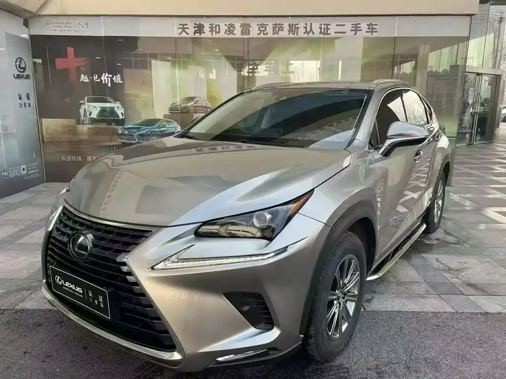 Lexus NX 2018 — фото 1