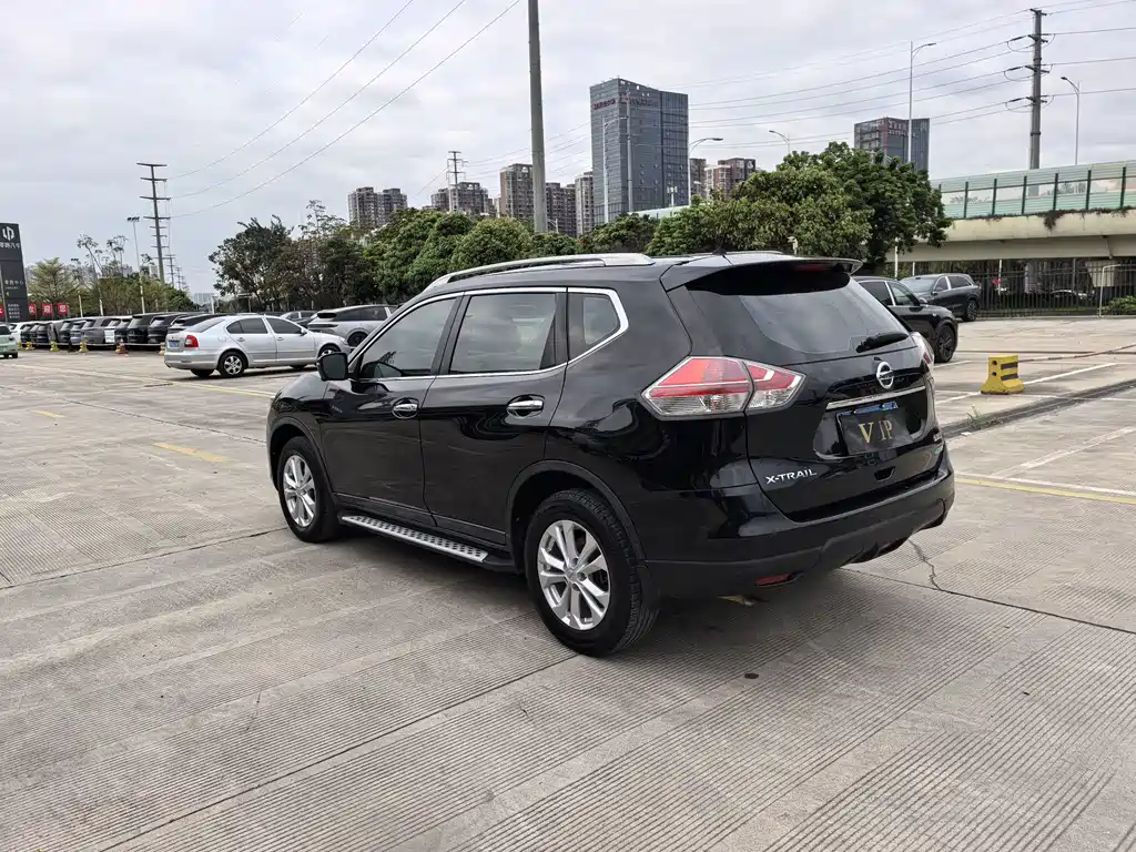 Nissan X-Trail 2015