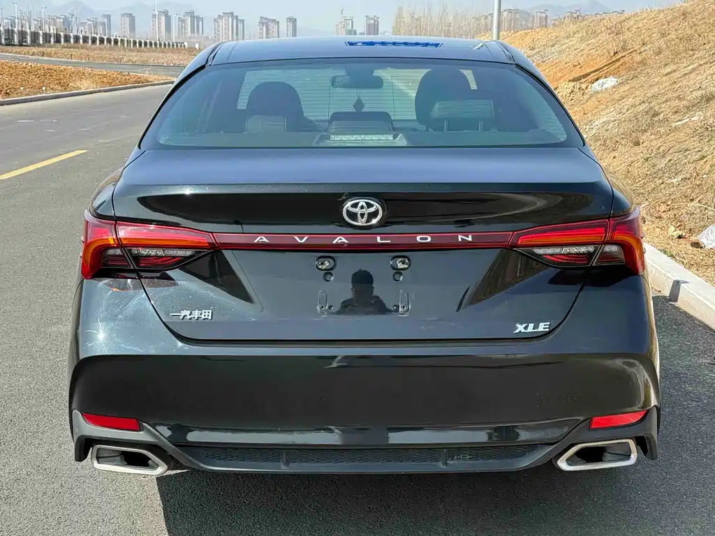 Toyota Avalon 2020 — фото 5