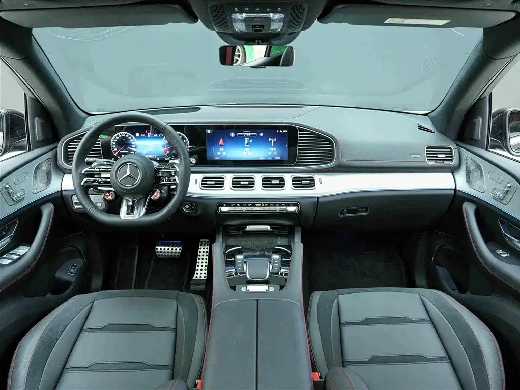 Mercedes-Benz GLE AMG 2026 — фото 6