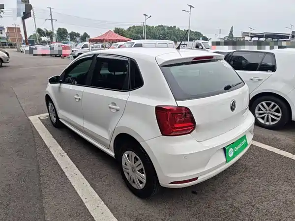 Volkswagen Polo 2016