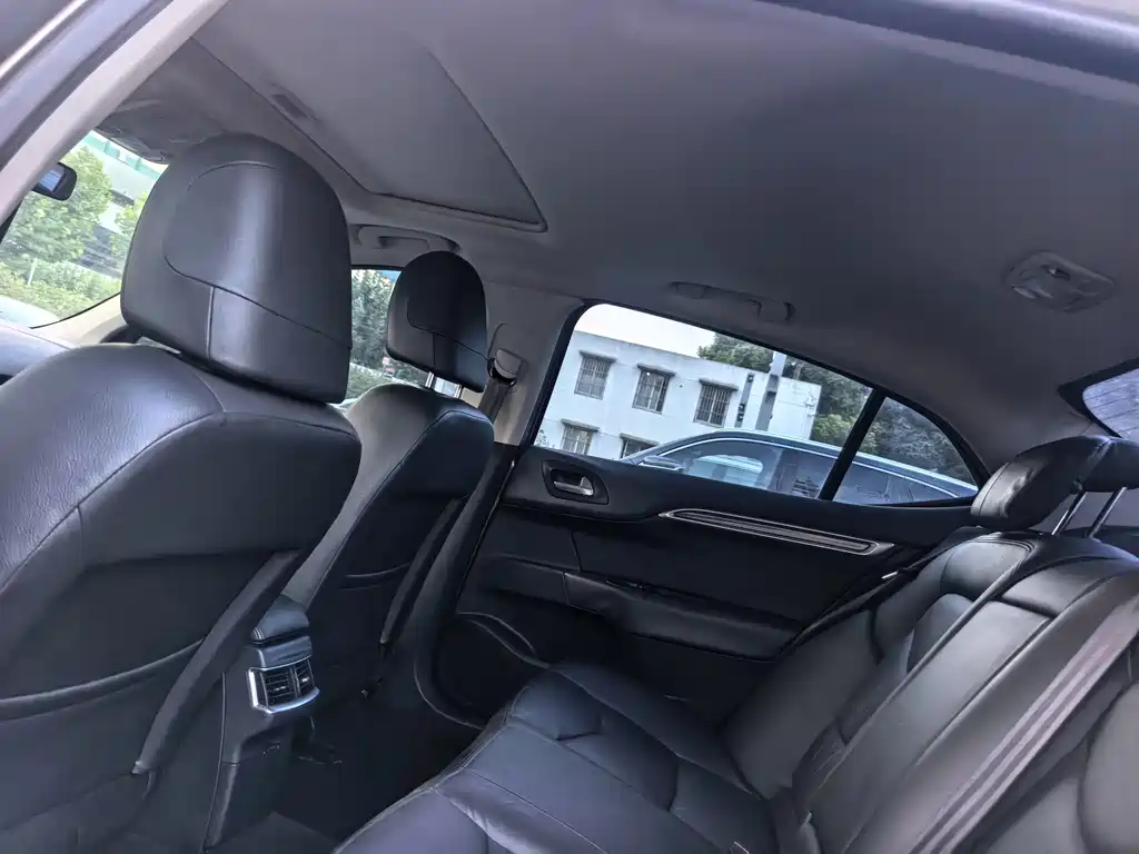 Citroën C4L 2015 — фото 15