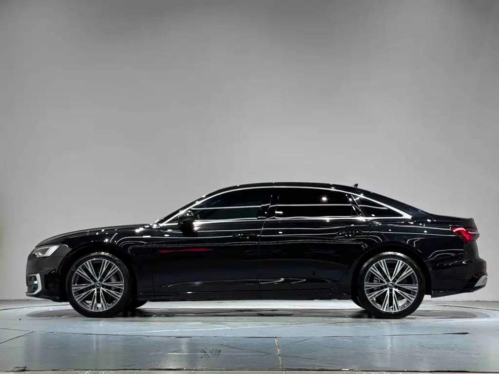 Audi A6L 2024 — фото 16
