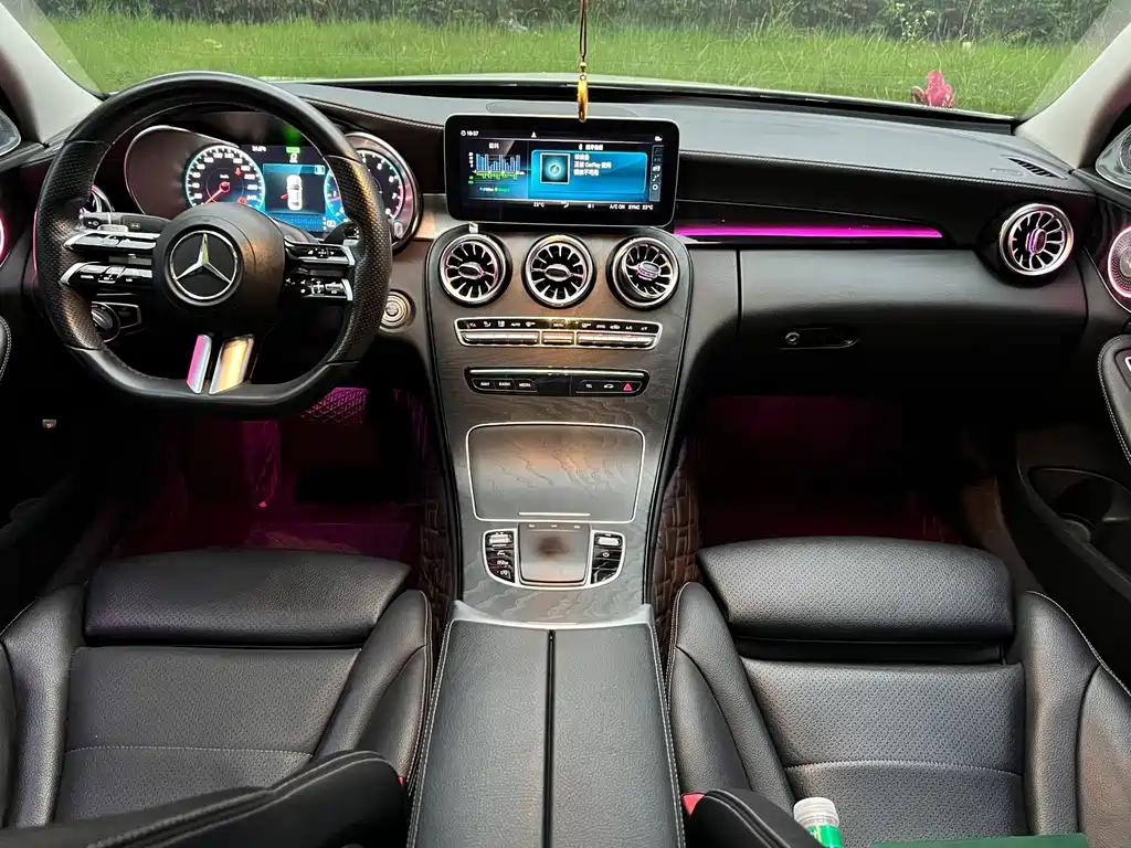 Mercedes-Benz C-Class 2019