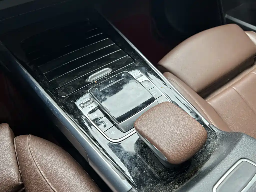 Mercedes-Benz GLB 2020 — фото 16