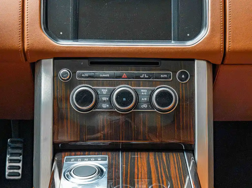 Land Rover Range Rover 2015 — фото 17