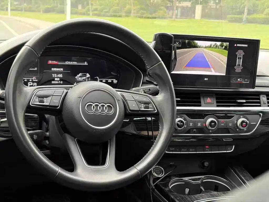 Audi A4L 2021 — фото 9