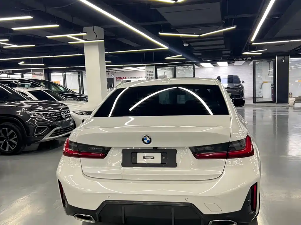 BMW 3 Series 2023