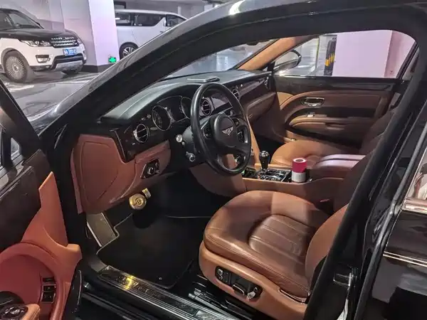 Bentley Mulsanne 2016